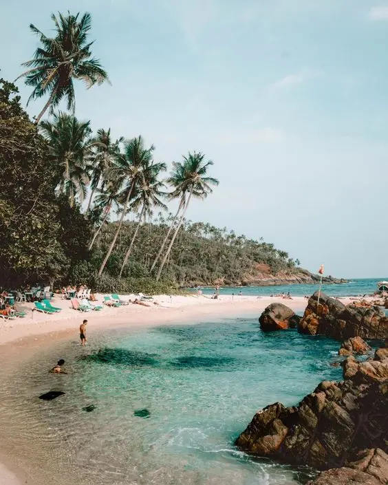 Mirissa beach at leisure