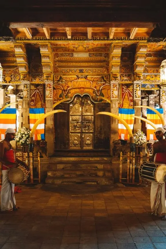 Kandy's Temple of the Tooth and cultural arts