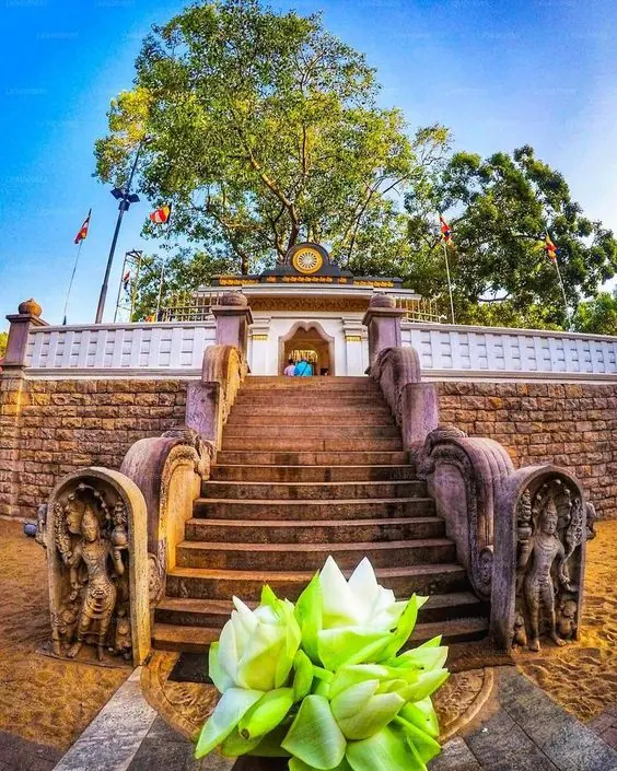 Anuradhapura's ancient stupa